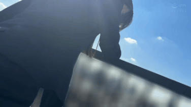 【白鳥怜】昼休み限定!屋上で大胆に魅せる独身OLの秘密の中出しセッション【GIF】